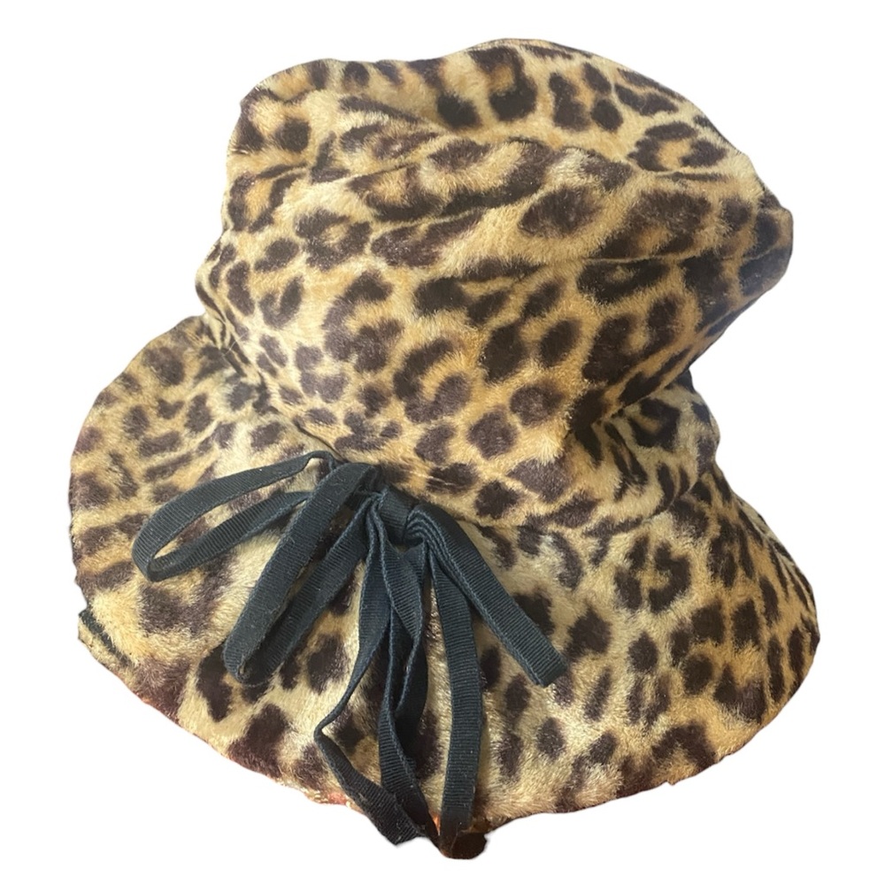Women’s Francois Leopard Print Bucket Hat
